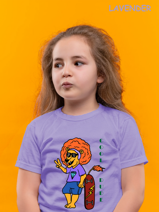 "Crocodile and Lion's friendship" Unisex Regular Kid's T-Shirt