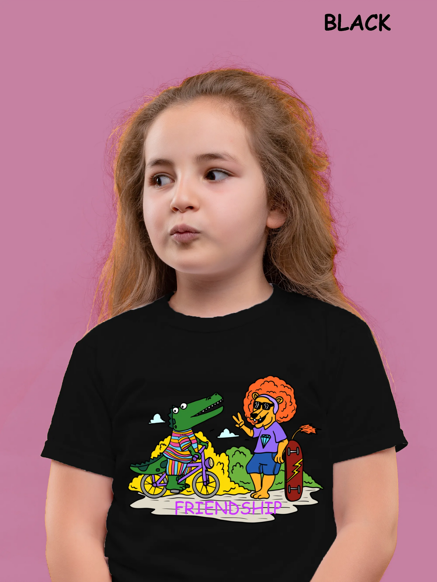 "Crocodile and Lion's friendship"Unisex Regular Kid's T-Shirt